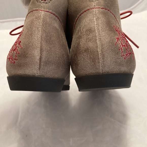 Otbt Lace up Chukka boots - Picture 9 of 13